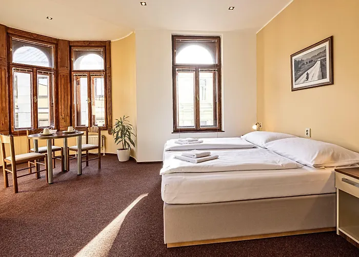 Dvorakova Pensjonat 3*